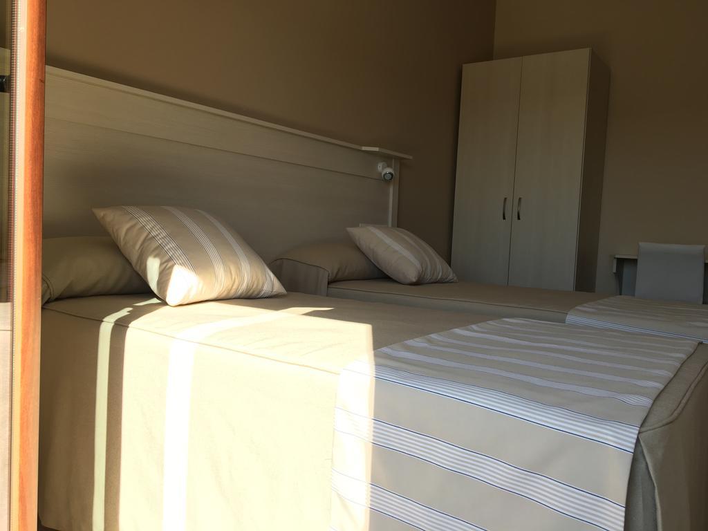 Hostal Los Encinares Villanueva de Córdoba المظهر الخارجي الصورة